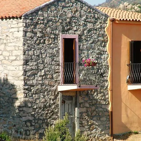 Bed & Breakfast La Pittorra